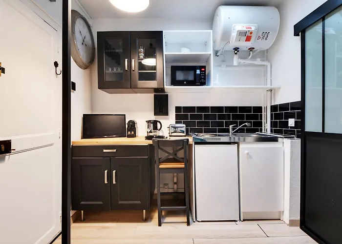 Comfortable Studio Porte-dauphine Appartement